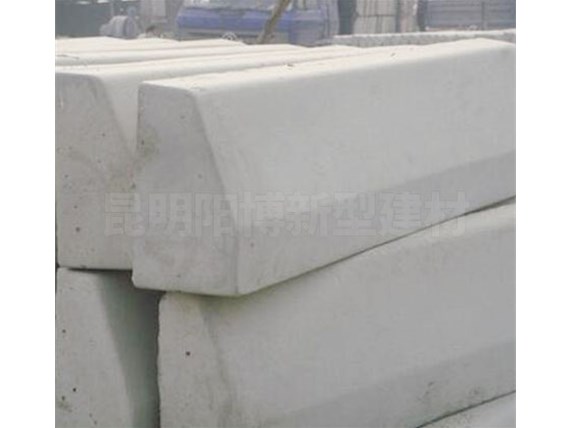 昆明混凝土路沿石表面處理方法有哪些？